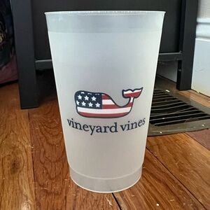 9 Vineyard Vines Cups